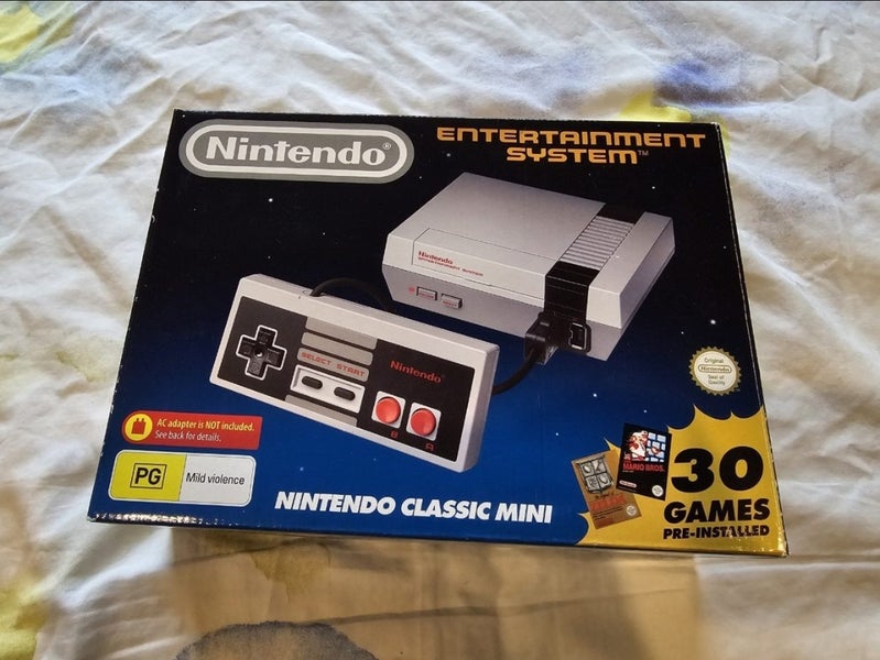 Nintendo Classic Mini NES Console (30 Games) - Excellent Condition Carousel 1