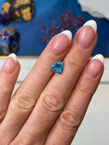 $1RES ~ $700 Buy Now * 1.81ct Swiss Blue Topaz Carousel 1