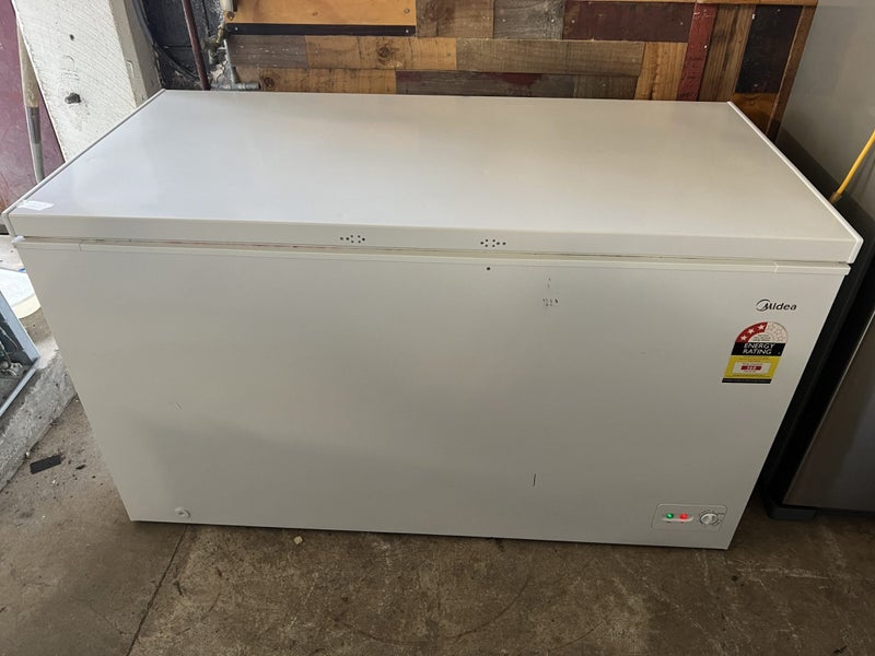 Midea 418L Chest Freezer / Fridge Convertible MDRC564FZF01AP Carousel 2