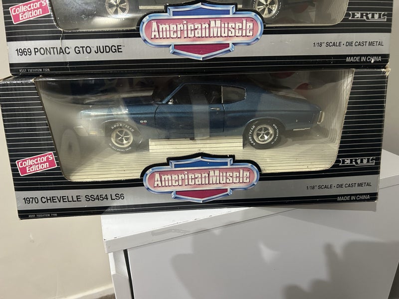 1/18 diecast cars Carousel 2