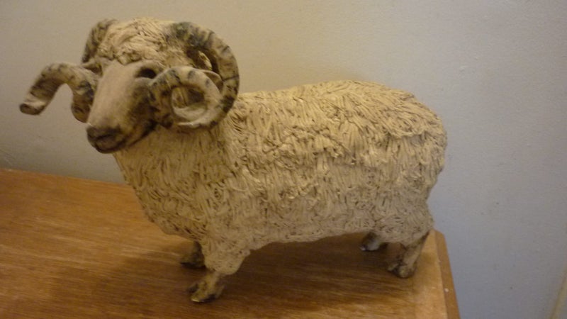 AMAZING POTTERY HORNED SHEEP Carousel 2