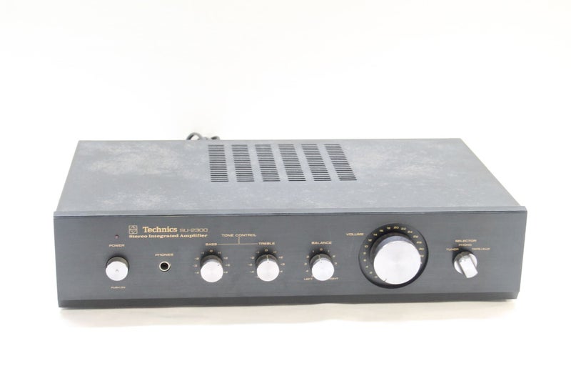 *Vintage* Technics SU-2300 Integrated Amplifier Carousel 1