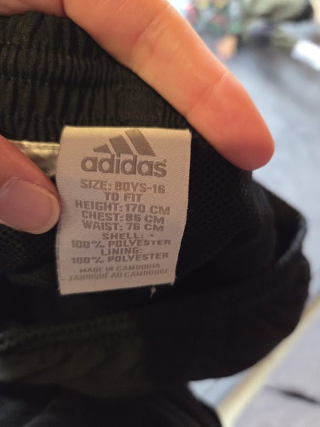 Boys adidas trackpants size 16 Carousel 2