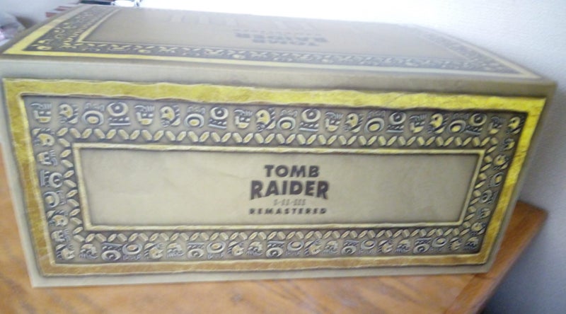 Tomb Raider I-III Collector's Edition Box Carousel 5