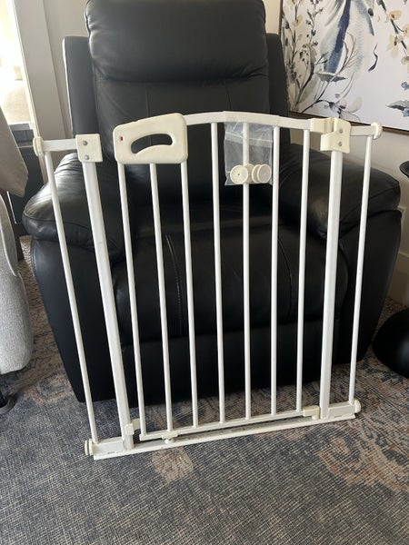 Safety Gate Carousel 1