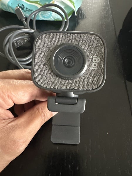 Logitech StreamCam Carousel 1