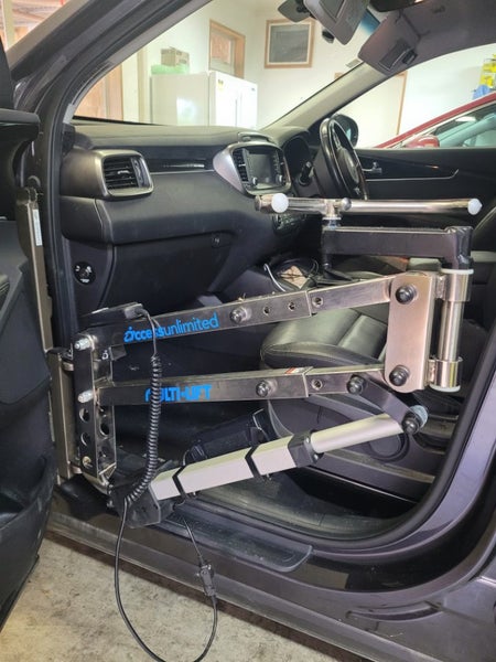 Mobility lift for a car Carousel 5