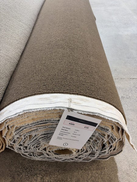 Feltex Profiles 25.5 by 3.66 Wool Carpet Carousel 1