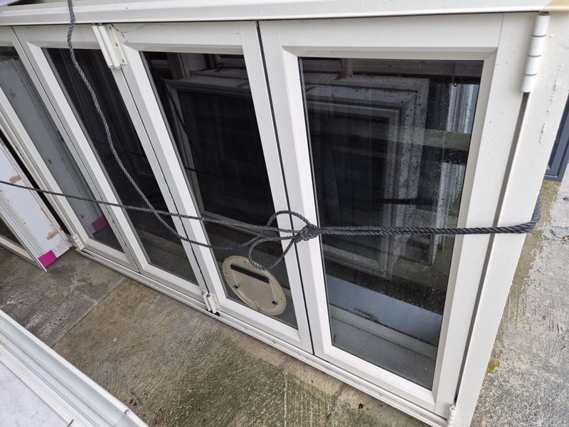 House Lot of Cream Joinery: Ranchslider, PA door and 10 windows Carousel 5