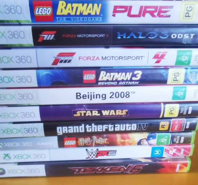 Group of 12 xbox 360 games Carousel 2