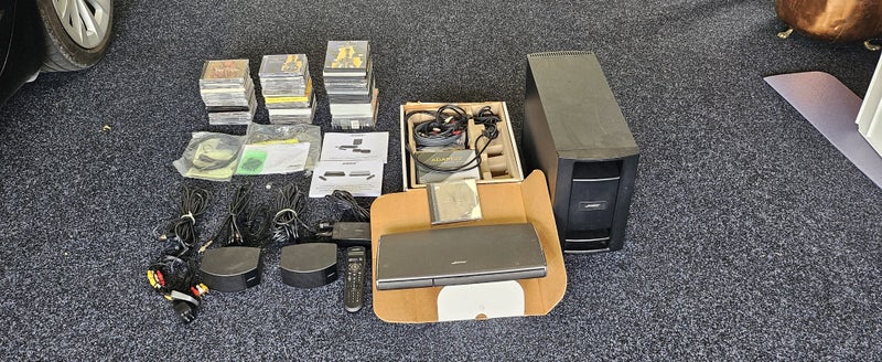 Lifestyle 235 Bose Home Entertainment System Carousel 1