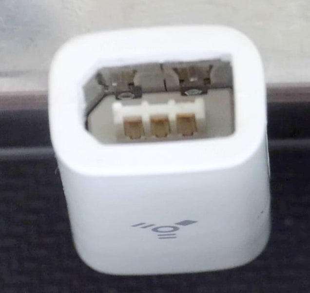 Apple firewire to 4 pin adaptor Carousel 3