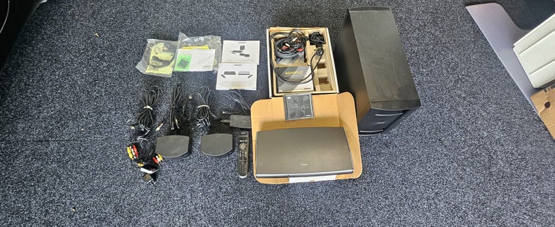 Lifestyle 235 Bose Home Entertainment System Carousel 10