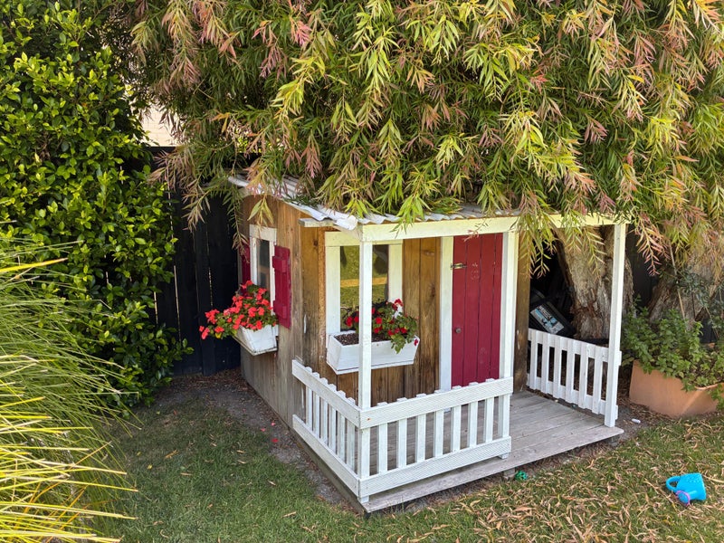 Kids Playhouse - Beachhouse design Carousel 1