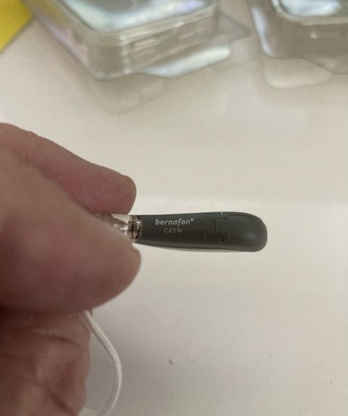 Bernafon CA3 N - $1 reserve - Carousel 2