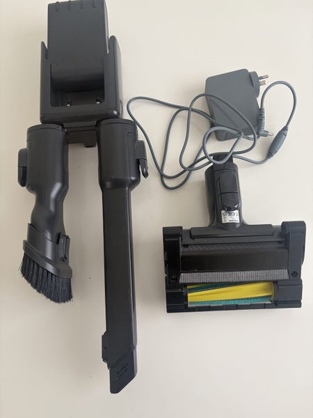 Samsung stick pet vacuum Carousel 8