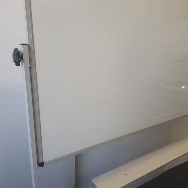 White board on Stand, Magnetic 180 x 90h Carousel 2