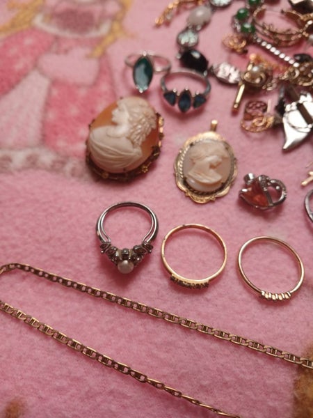 Very big bulk lot of jewellery Carousel 2