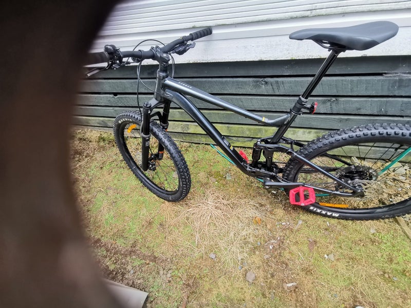 Giant stance 27.5 black diamond Large Carousel 1