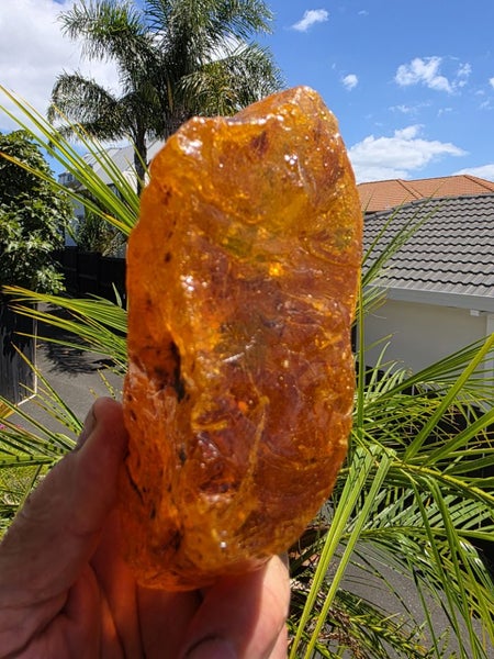 Kauri Gum Beautiful large piece (513g) Carousel 2