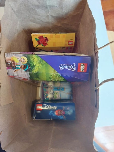 Misc. Lego Carousel 1