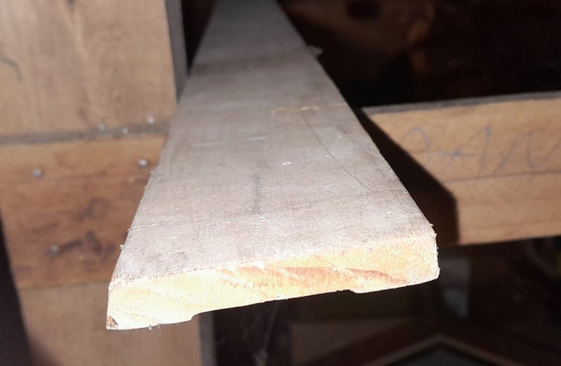 Architrave skirting trim, single bevel 60mm, 2 lengths Carousel 1