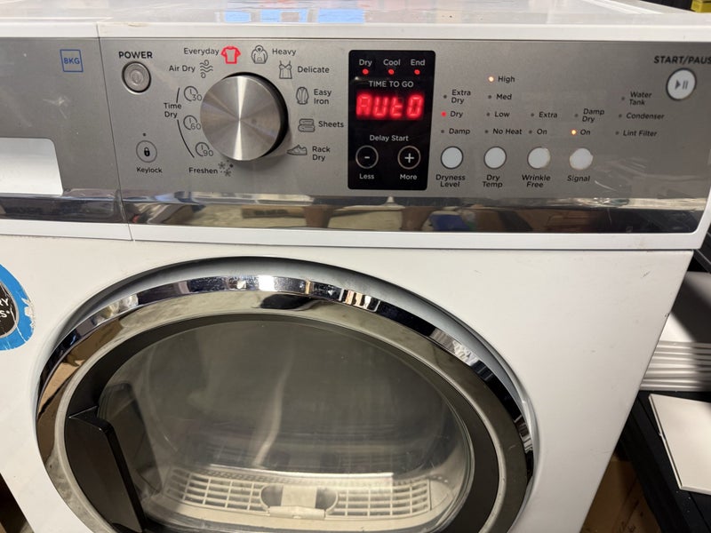 Fisher & Paykel 8kg Condenser Dryer DE8060P2 — Great Condition Carousel 3