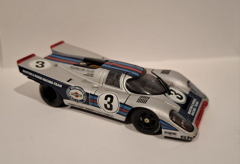 AutoArt 1:43 Porsche 917K Carousel 2