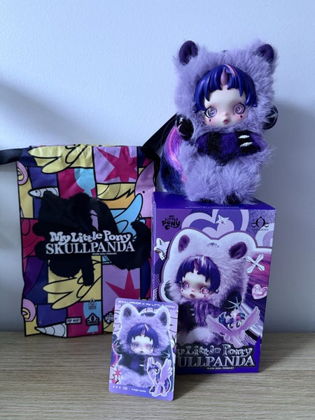 POP MART-SKULLPANDA X MY LITTLE PONY PENDANT-TWILIGHT SPARKLE-BRAND NEW! Carousel 1
