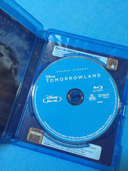 Tomorrowland (Blu-Ray) Carousel 3