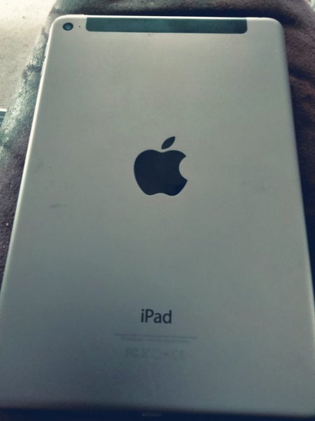 iPad mini 4 Wifi Cellular and GPS Carousel 1
