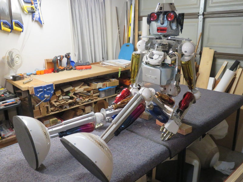 Robot model Carousel 1