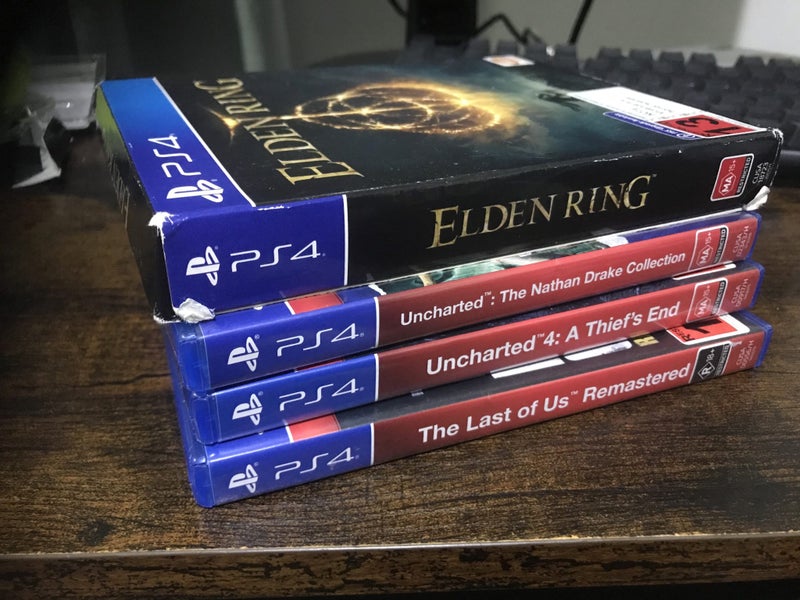 Ps4 console + games + controller Carousel 3