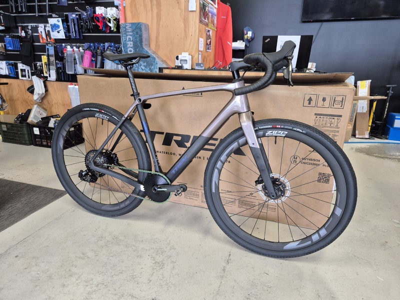 Trek Checkpoint SL7 Gen 3 (2025) Custom Gravel Bike Carousel 7