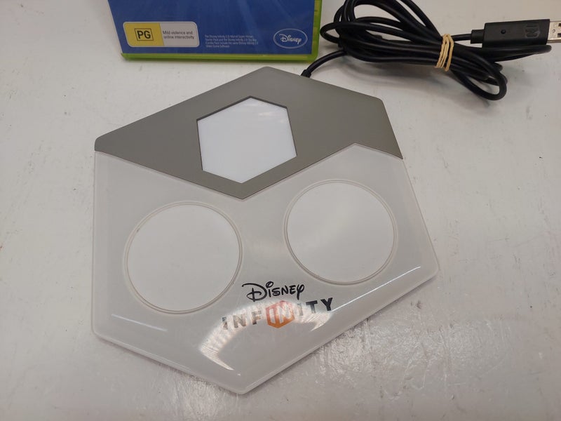 Disney Infinity 2.0 – Xbox 360 – Game + Portal Base Carousel 2
