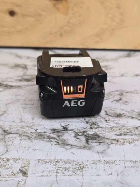 AEG 4.0AH 18V Battery A18FB4 Carousel 2