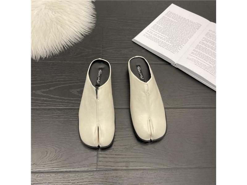 Leather Split Toe Tabi Ninja Flats For Women Casual Carousel 1