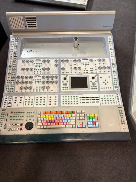 Avid Protools D Control Main Unit65714005397633110