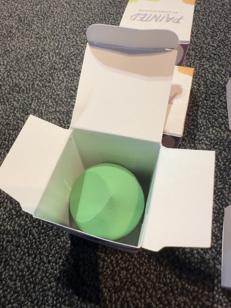 James charles Makeup sponge Carousel 1