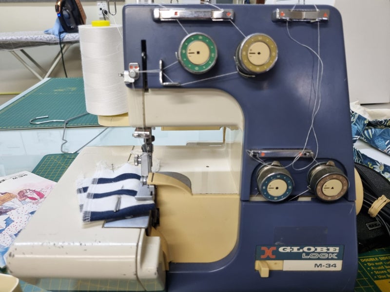 Globe M34 Overlocker Carousel 1