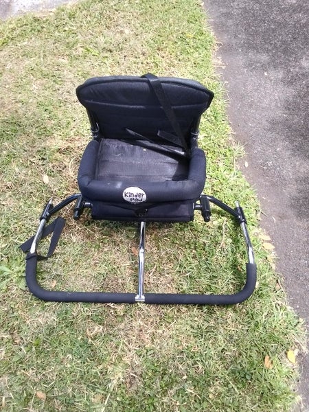 Multi seat stroller for three .room for fourth attachment Carousel 11