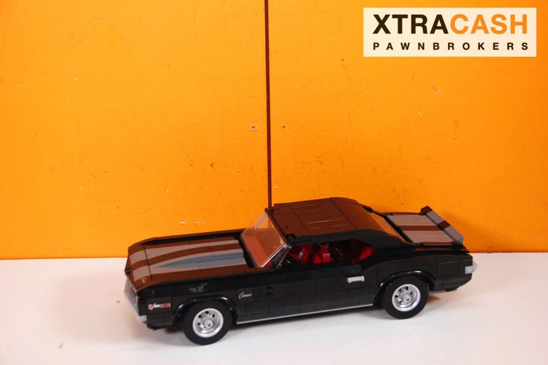 LEGO Creator - 10304 Camero (Retired) Carousel 2