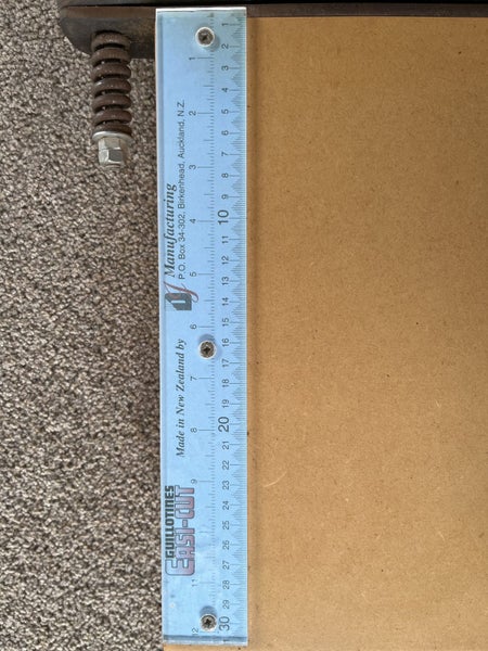 Paper guillotine Carousel 2