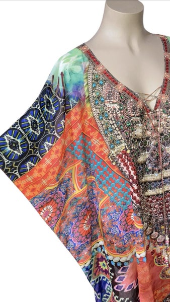 CZARINA • LUXE JEWELS CRYSTALS NECKTIE KAFTAN • OSFA Carousel 2