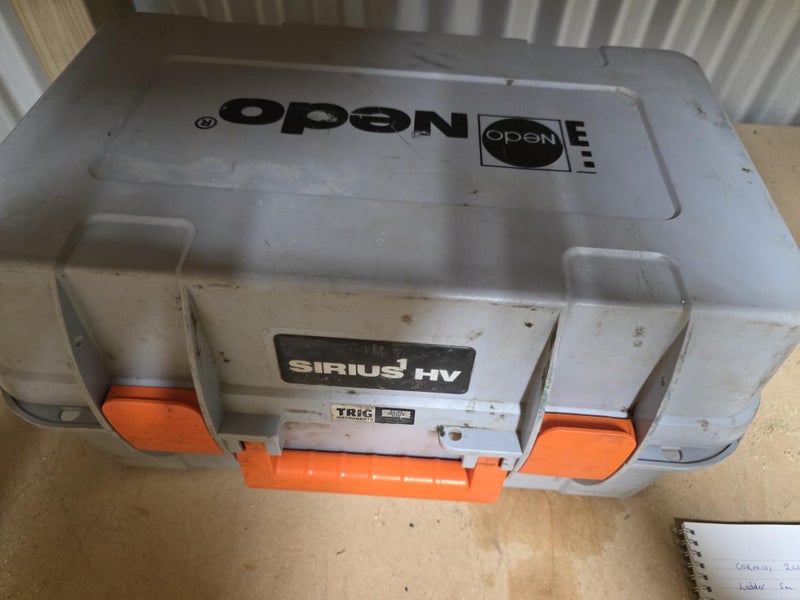 lazer level Carousel 1