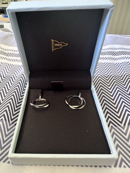 Walker and Hall - Sterling Silver Mini Entwined Hook Earrings Carousel 2