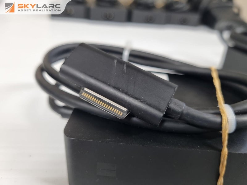 Microsoft Surface Dock 2 Carousel 2