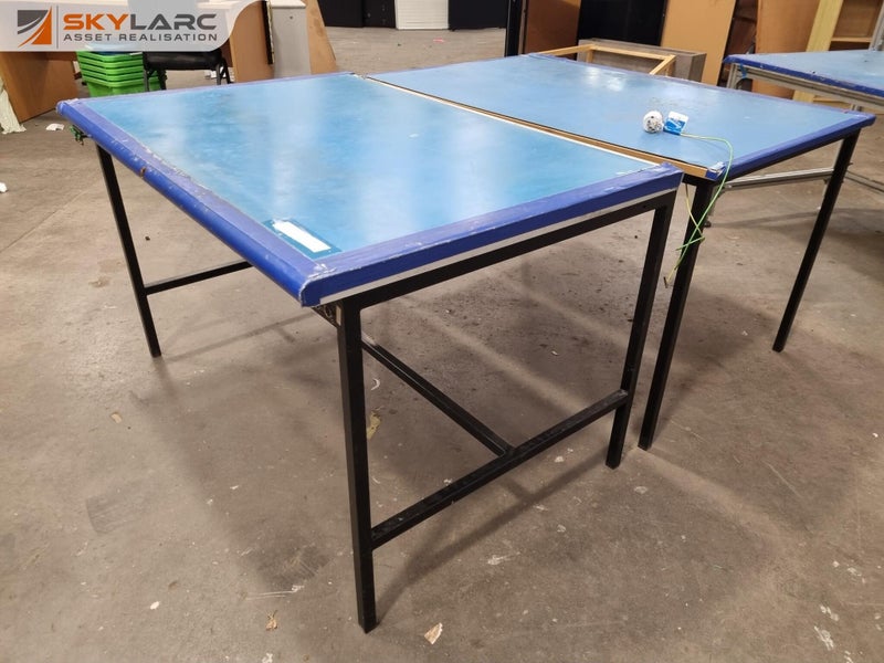 2x Tables Carousel 2