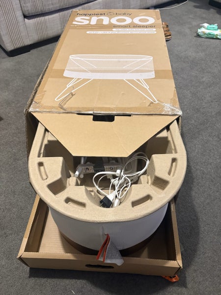 Happiest Baby SNOO Smart Sleeper Bassinet – Excellent Condition Carousel 13