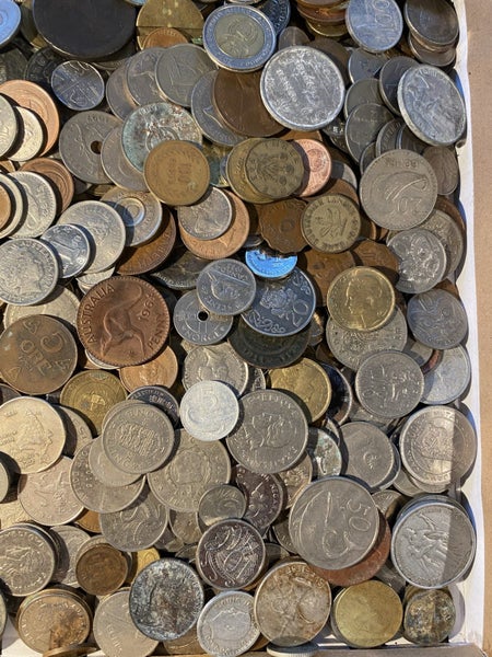 Bulk World Coins Carousel 5